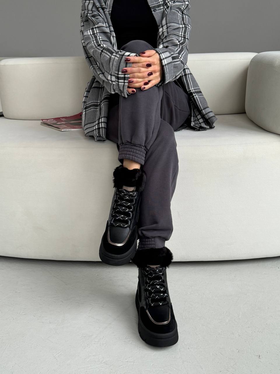 Ботинки зимние "Алана" в черном цвете