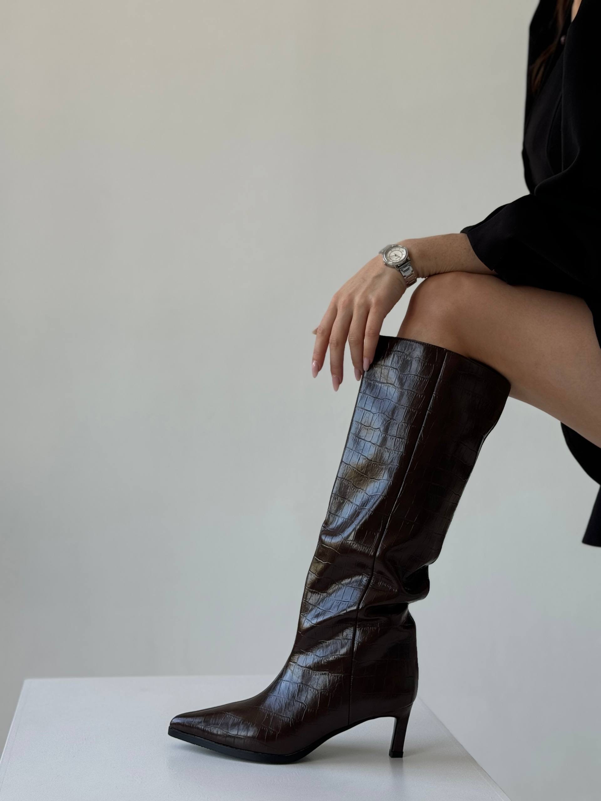 Сапоги зимние “Арин” в шоколадной рептилии