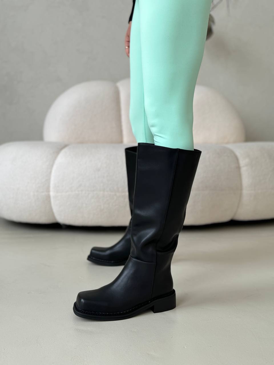 Сапоги “Лайла” в черной коже