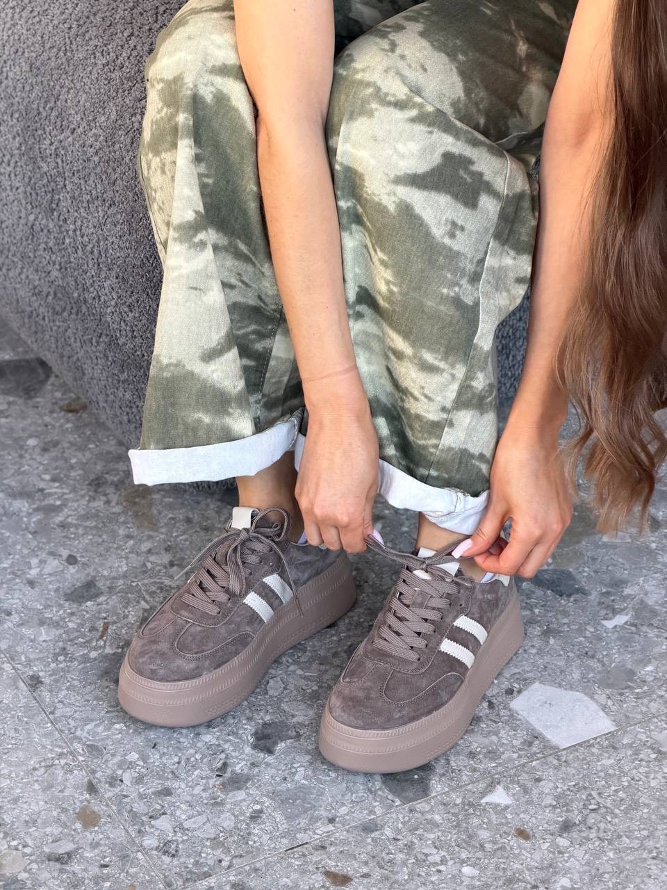 Кроссовки "Вега"