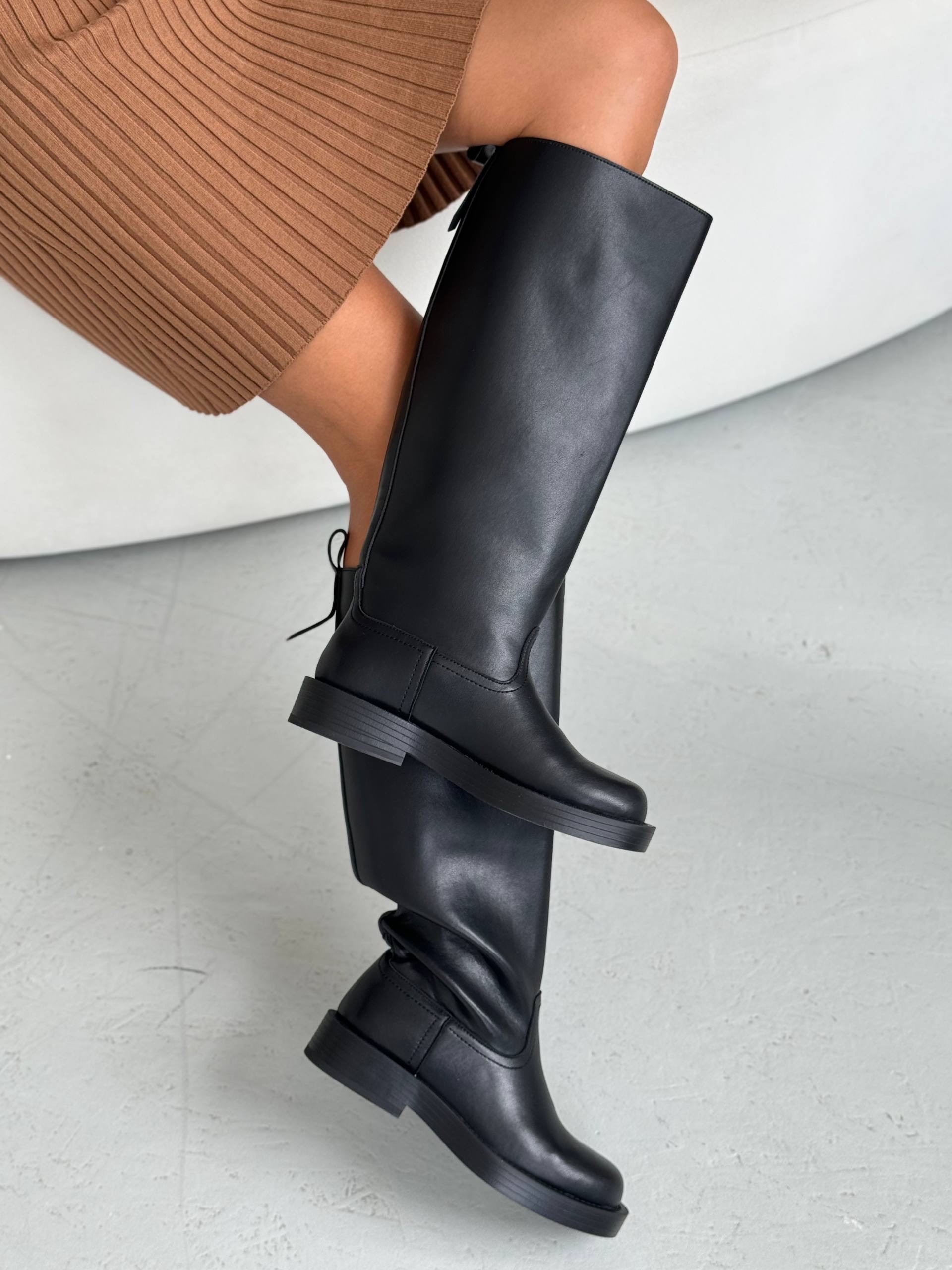 Сапоги "Джина" в черной коже